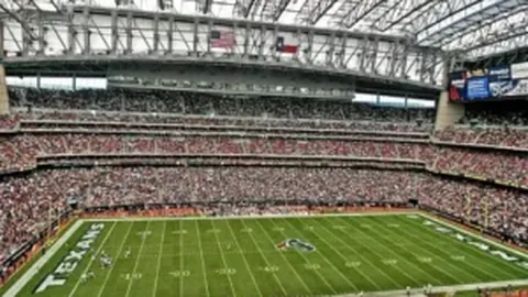 库里逆境独木舟，新星紧抓机遇得分